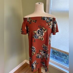 Altar’d State off the shoulder mini dress. Burnt sienna floral.Short sleeve. M